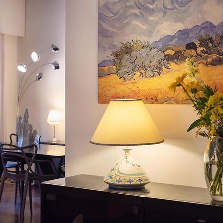 La Floridea Apartment Napoli Bagian luar foto
