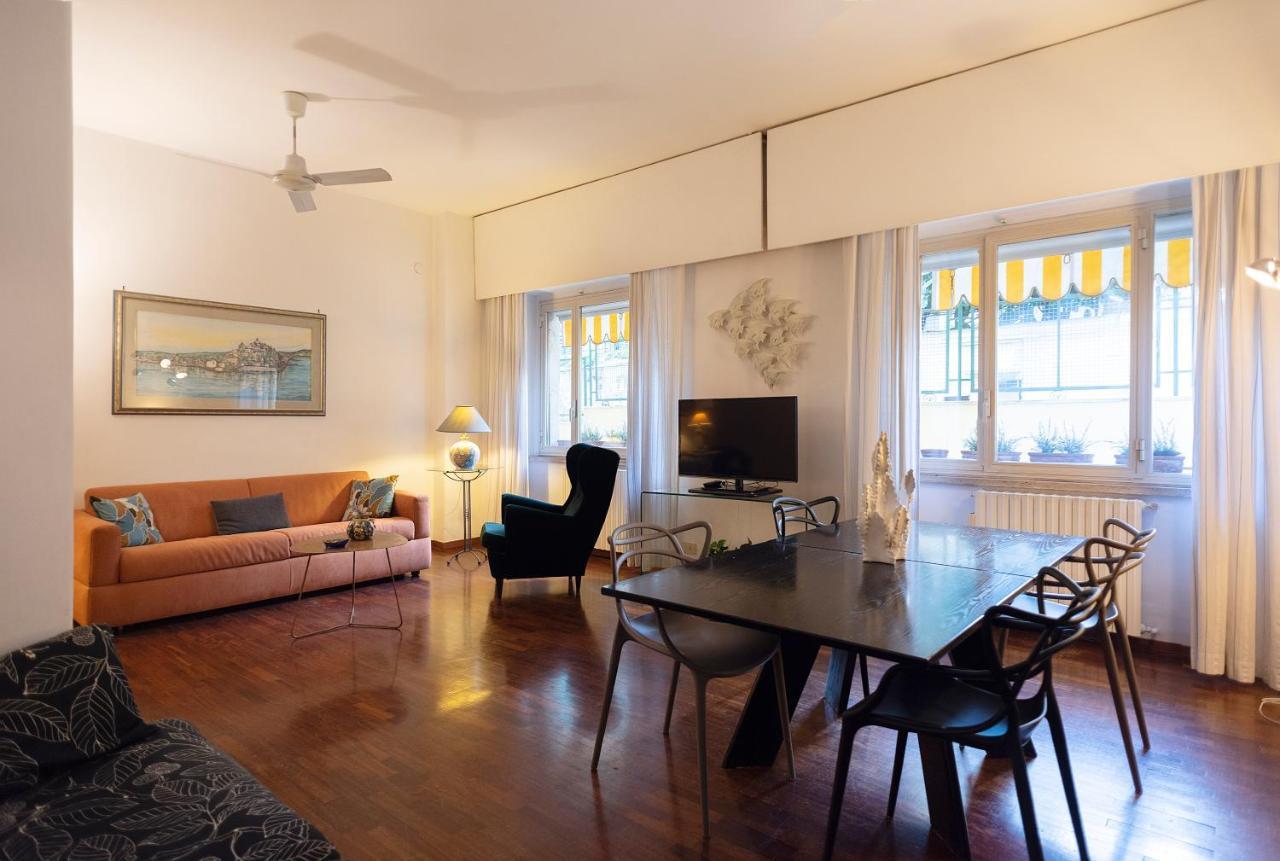 La Floridea Apartment Napoli Bagian luar foto