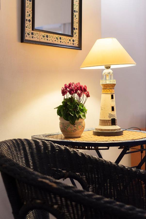 La Floridea Apartment Napoli Bagian luar foto