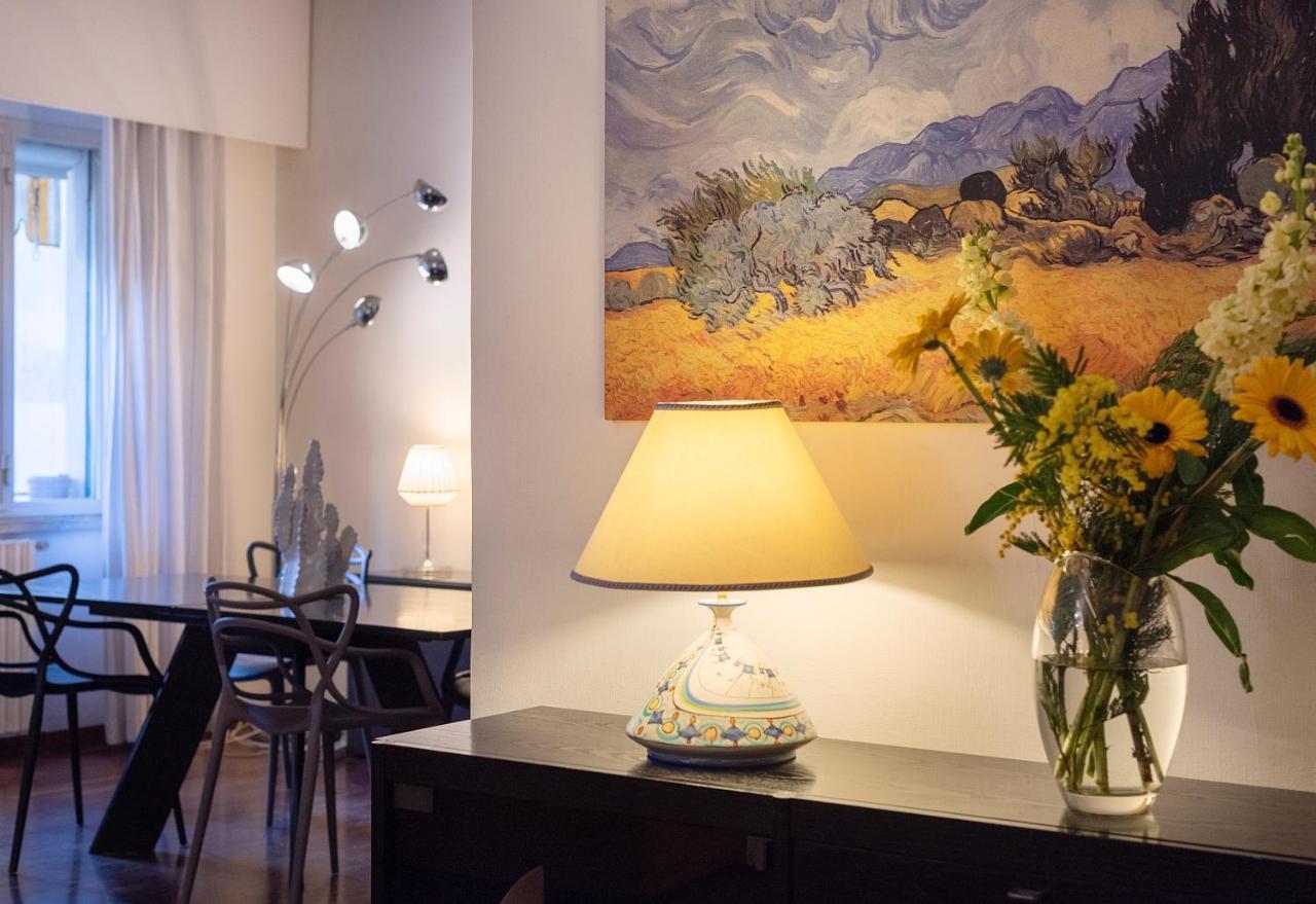 La Floridea Apartment Napoli Bagian luar foto