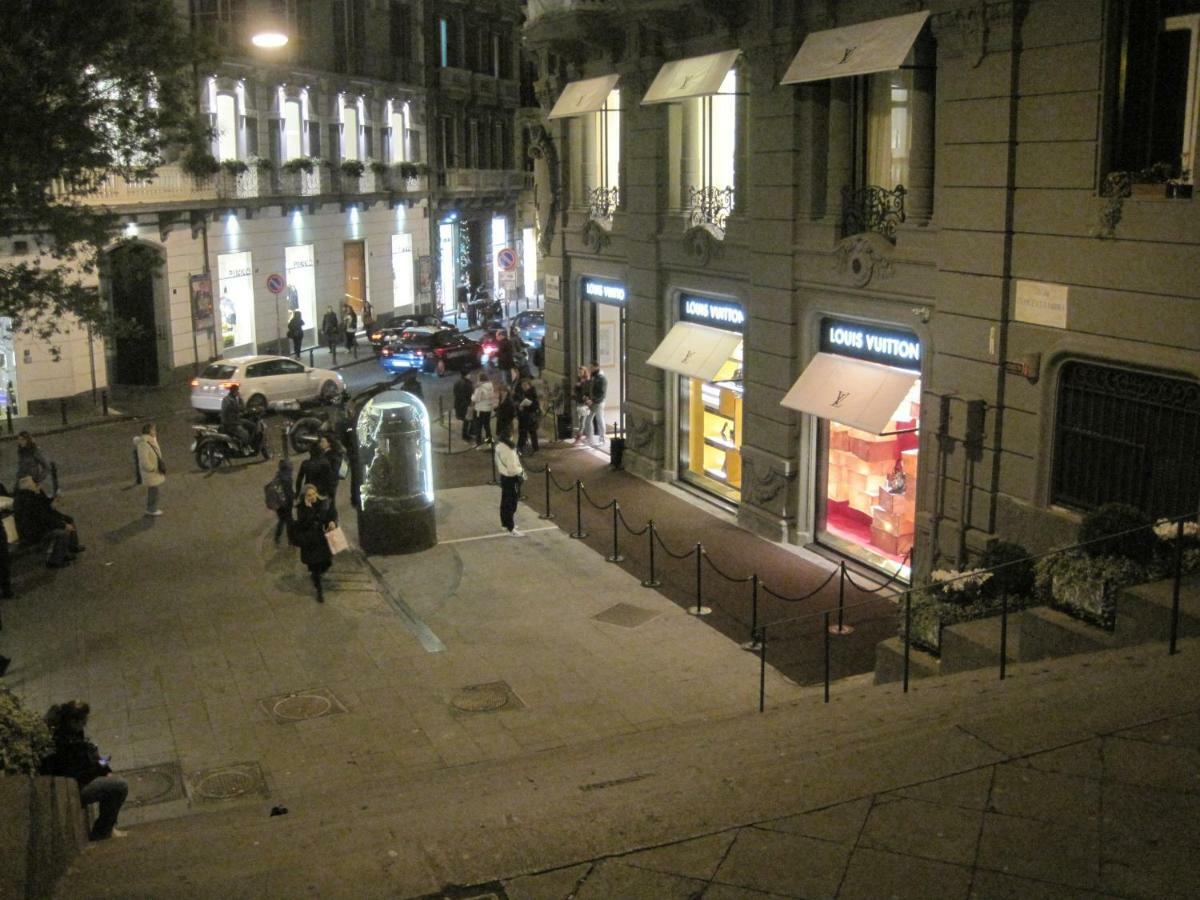 La Floridea Apartment Napoli Bagian luar foto